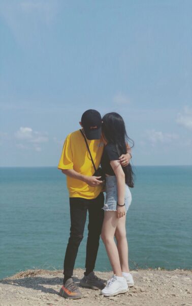 ảnh tình yêu đẹp bên bờ biển
