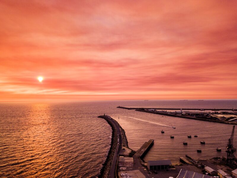 Background phong cảnh thành phố biển