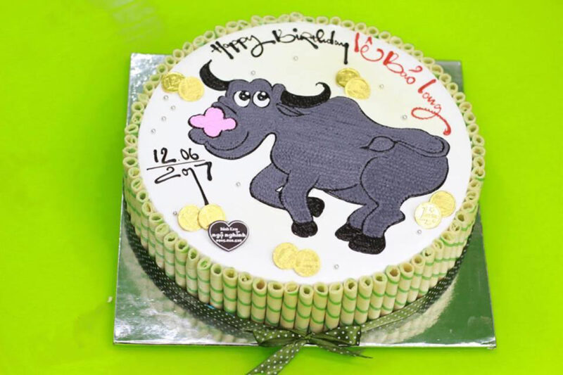Bánh sinh nhật con trâu cho người tuổi Sửu đẹp ấn tượng
