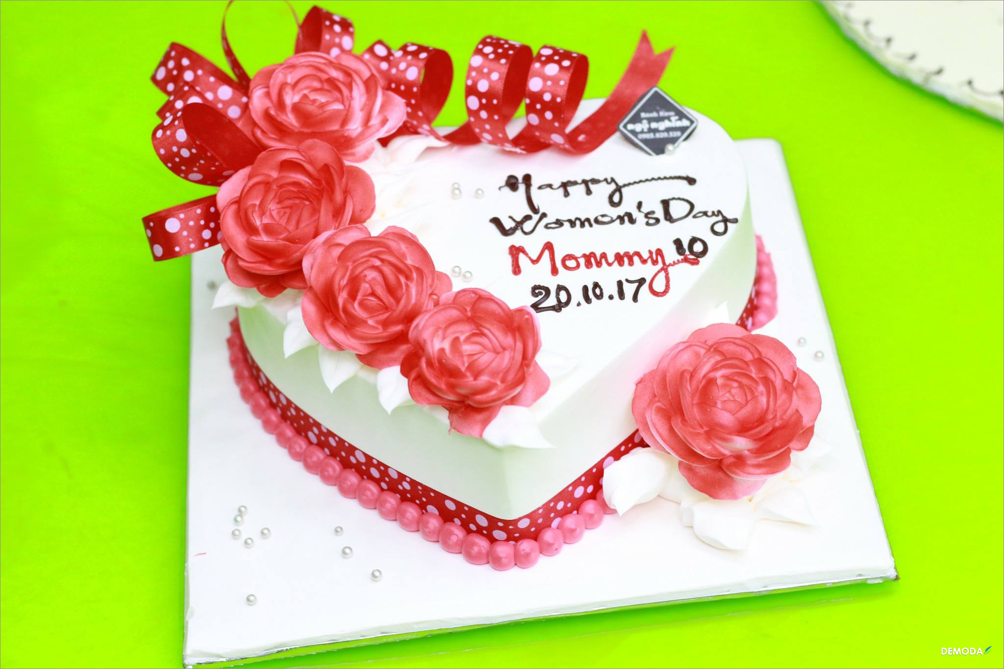 Tổng hợp 30+ cách làm bánh sinh nhật tặng mẹ hay nhất - lagroup.edu.vn