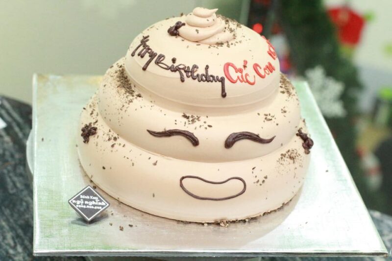Bánh sinh nhật ngộ nghĩnh hài hước