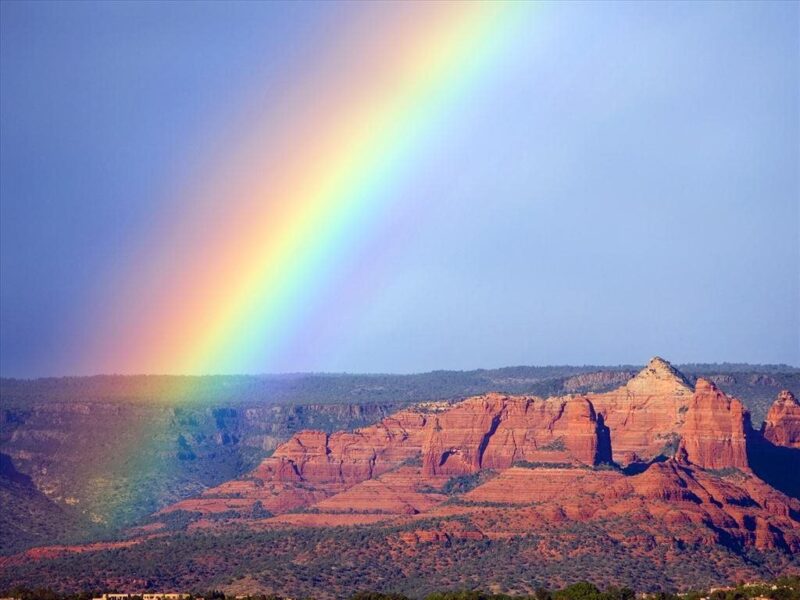 hình ảnh cầu vồng sau mưa