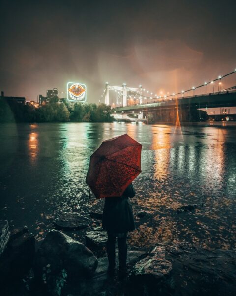 Hình ảnh mưa buồn nhớ người yêu