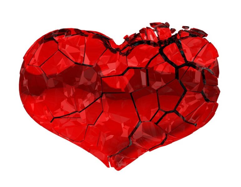 hình ảnh valentine đẹp buồn trái tim rạn nứt