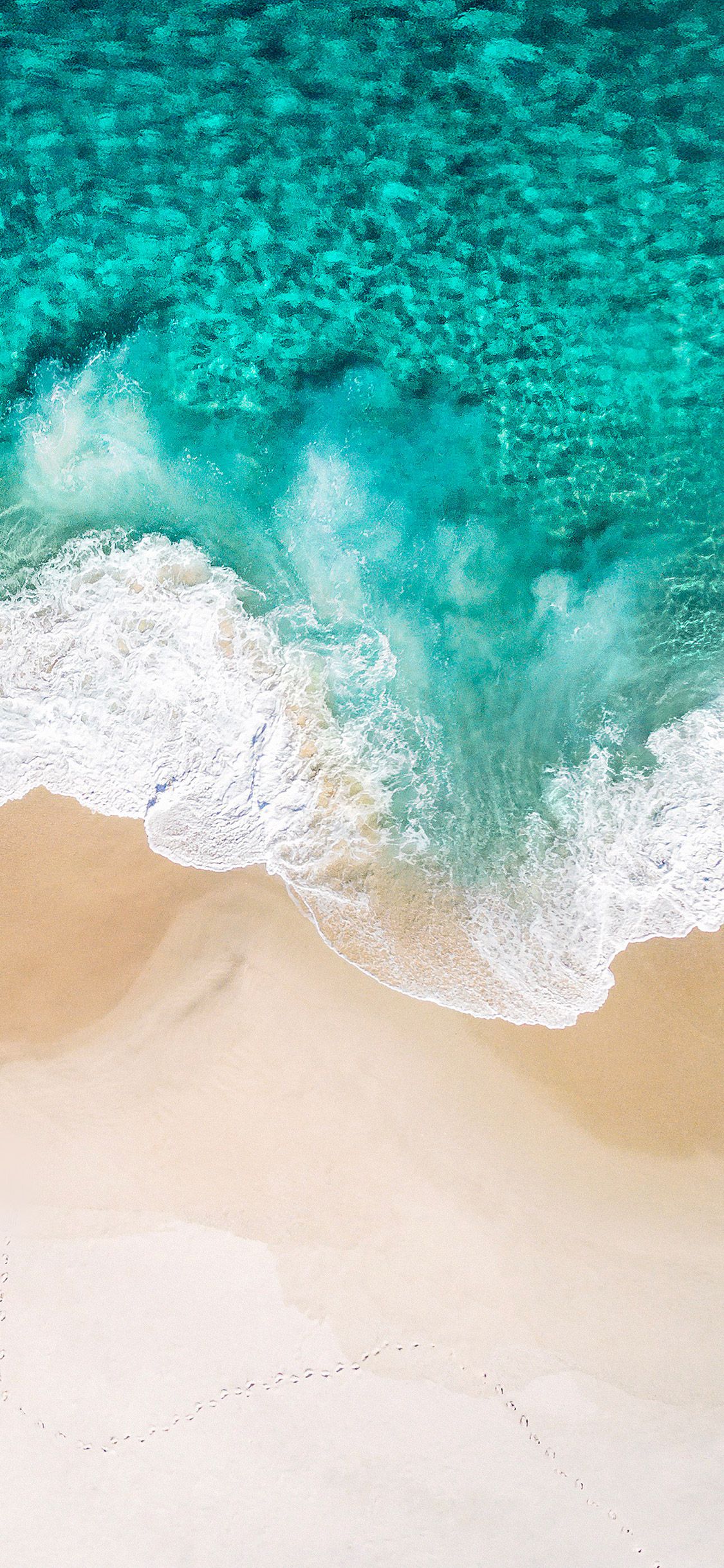 Muốn có một bức hình nền sóng biển xanh đẹp như trong tranh vẽ? Hãy tải về bức hình nền sóng biển xanh này và cảm nhận sự thanh thản từ những đợt sóng nổi lên.