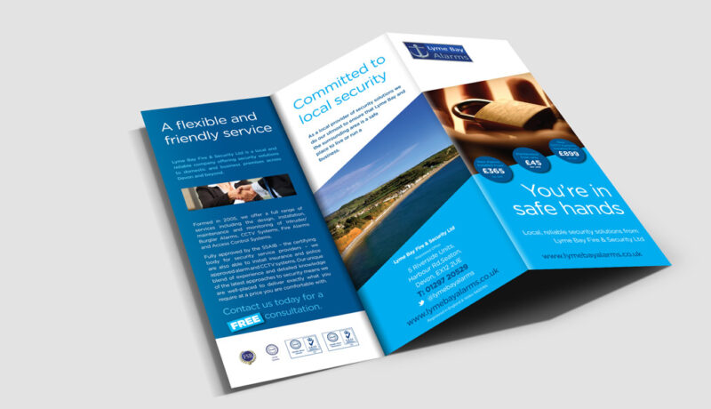 Mẫu tờ rơi quảng cáo khóa tone xanh