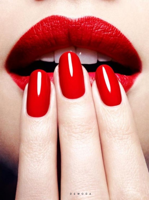 Top 6 mẫu nail tone màu đỏ siêu đẹp không thể bỏ qua