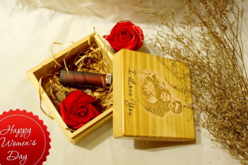 ảnh 20 10 quà tặng ý nghĩa tặng các chị em trong ngày phụ nữ Việt Nam