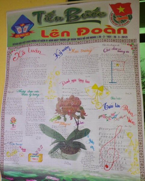 ảnh báo tường tiến bước lên đoàn