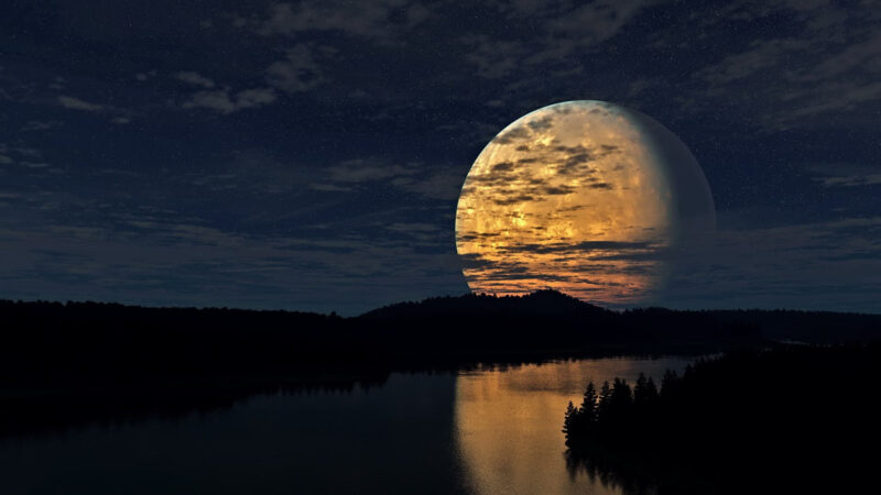 ảnh mặt trăng mọc lên từ biển