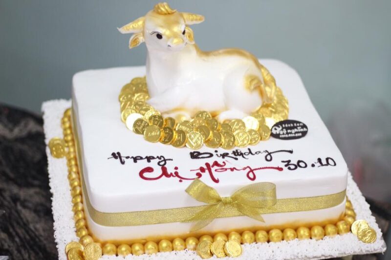 Bánh sinh nhật con trâu đẹp