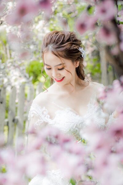 Chụp ảnh cưới cô dâu một mình đẹp