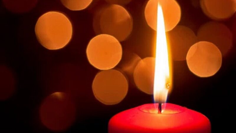 Hình ảnh buồn đám tang nền chấm đỏ