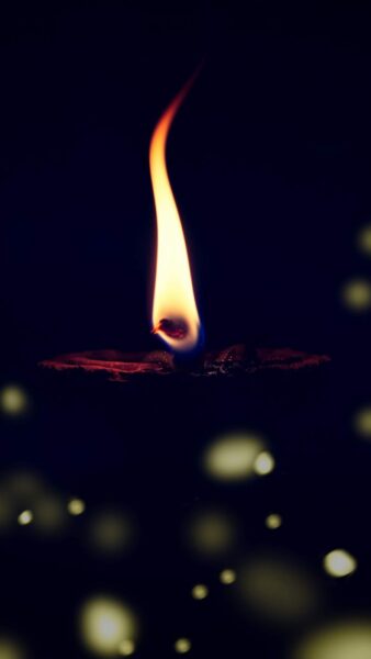 Hình ảnh buồn đám tang ngọn lửa