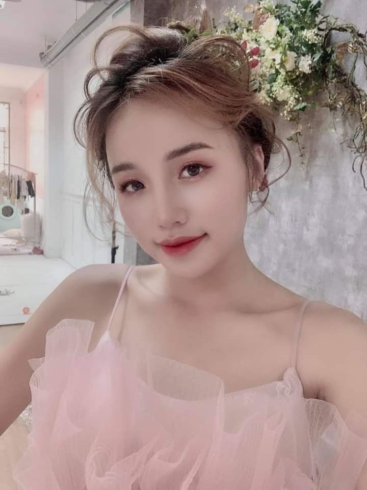 Thùy Anh (@_miccute) • Instagram photos and videos