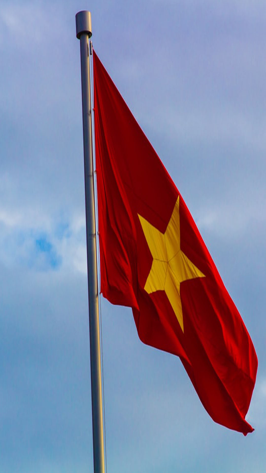 10 Hình Nền Cờ Việt Nam Đẹp Tung Bay Tự Do Giữa Trời
