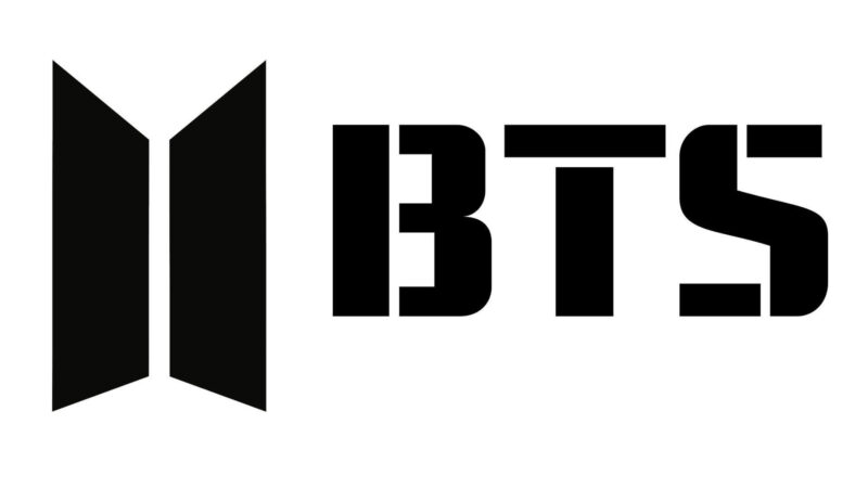 Logo BTS trong văn bản màu đen