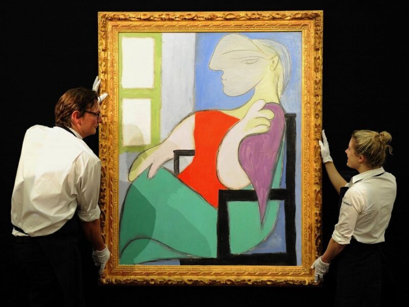 Vẽ tranh đề tài Picasso được đóng khung