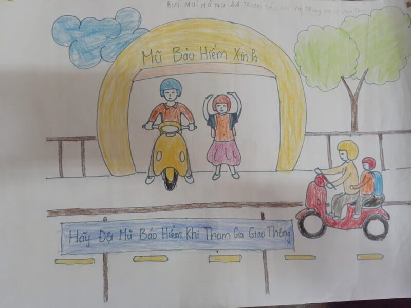 vẽ tranh đội mũ xinh bảo vệ chúng mình của học sinh lớp 2