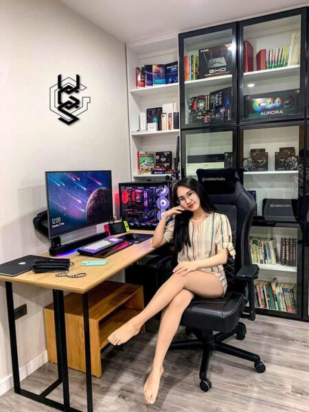 Hình dàn PC khủng và chủ nhân