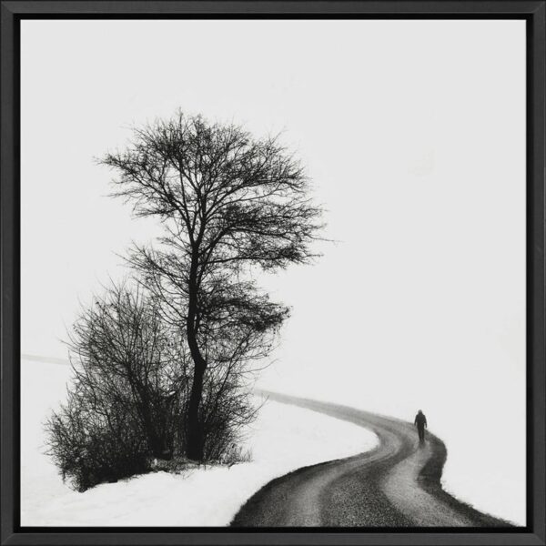 Vẽ tranh phong cảnh trắng đen đơn giản