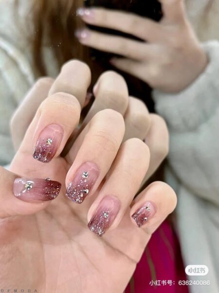 Những mẫu nail long lanh đẹp nhất