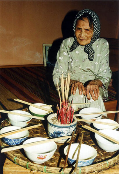 Ảnh đẹp về mẹ Việt Nam Anh hùng