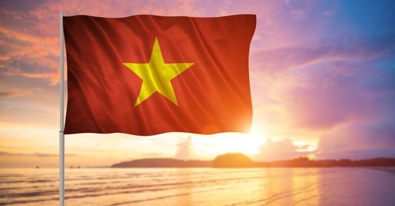 Hình ảnh avatar Việt Nam lá cờ trong chiều hoàng hôn