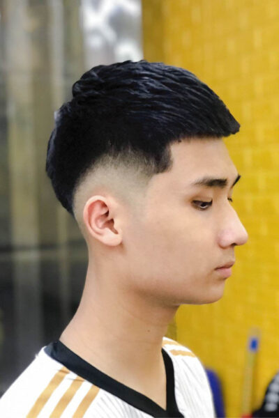 Kiểu tóc nam mặt tròn mohican tóc mái