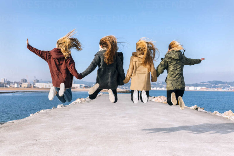 hình Avatar nhóm 4 người chất