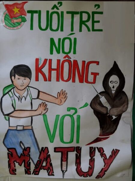 Vẽ tranh cổ động nói không với ma tuý