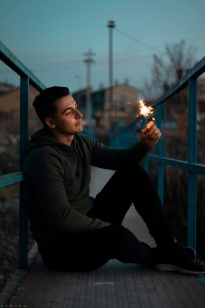 Hình ảnh nam buồn, cô đơn đẹp nhất