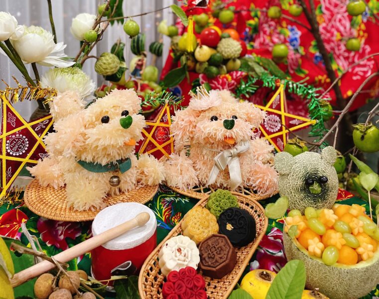 mâm cỗ trung thu có thêm thạch rau câu và trống bỏi