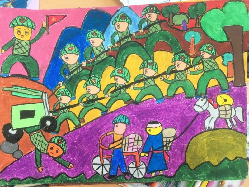 Vẽ tranh Chiến thắng Điện Biên Phủ trên giấy a3 tái hiện lại cảnh anh hùng Tô Vĩnh Diện